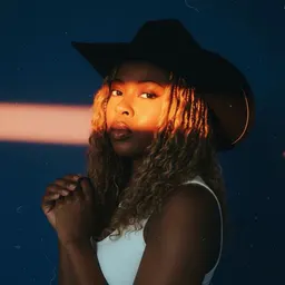 Officialtashaa