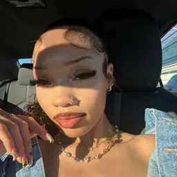 Yaniyah 🌸