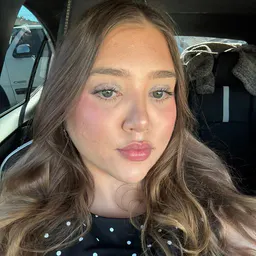 julia🍒