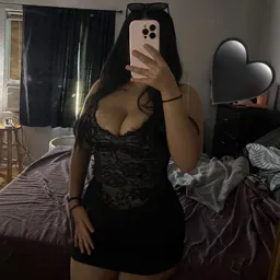 ❦