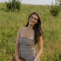 olivia laux