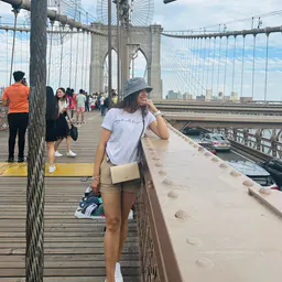 कुsuम 🌹
