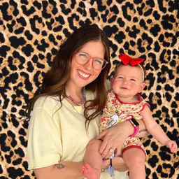 lauren ashley | SAHM x 3 ✨