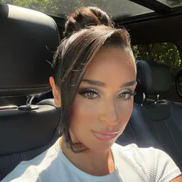 Rita Ayar | Fashion