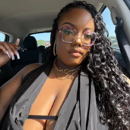 Mama Lisa 🦋