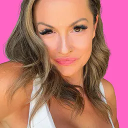💕🛍️Christina 🛍️💕