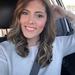Lindsey Anne 🤍