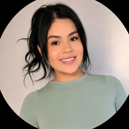 Adriana Bravo