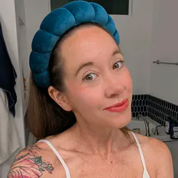 Dani⚡ | Beauty after 40 💖