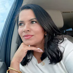 🎀Elizabeth Matute🎀