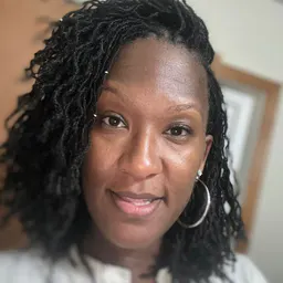 Mrs. D | Content Creator