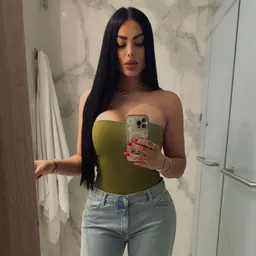 Liz | Fashion Finds