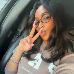 Mz.Davis