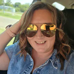 Sarah ~Travel & Life