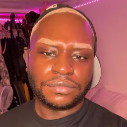 Dee, Thee IMVU Avatar 💅🏿✨