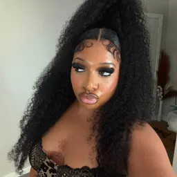 riri 🍒