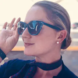 Katie | Flight Attendant Finds