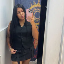 Yesenia🛍️💛
