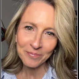 Karyn | Over 50 Style ☀️