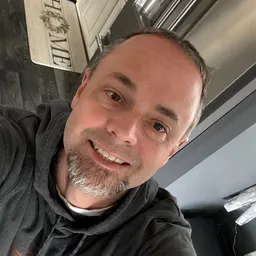 Brian @ tap.the.orange.cart