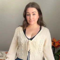 Alyssa 🍂☕️
