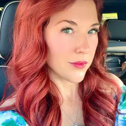 RedHead✨Momma