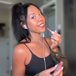 ashley | wellness & beauty ✨