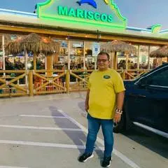 Omar Valdivia
