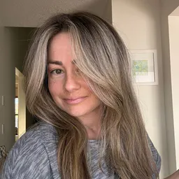 Mollie B ⚡️