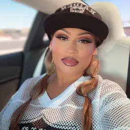 Tina Marie 💋