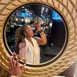 Alesha|Creator+Host