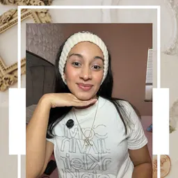 Mily  Cruz