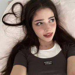 Emily010