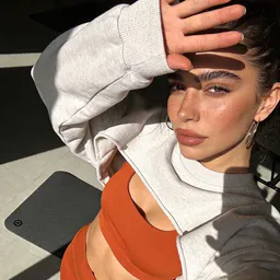 Mia Brooks ttsfinds