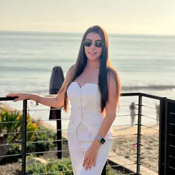 byDianaG