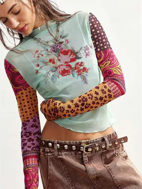 Women's Bohemian Boho Style Vibe Top, All over Floral Print Flowers Long Sleeve T-Shirt, Comfortable Fitted Design, Ideal for Daily Commute, Streetwear, Travel, Campus Wear
