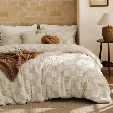 【September Stock Up 】Bedsure Checkered Farmhouse Shabby Chic Comforter Set ,Boho Tufted Bed Set, King Size Bedding, 3 Pieces, 1 Plaid Geometric Comforter and 2 Pillow Shams,Jacquard Design Soft Breathable Lightweight All-Season Filling OEKO-TEX Certified,