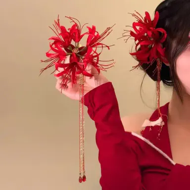 Gothic Red Spider Lily (Lycoris Radiata) Tassel Duckbill Hair Clips - Women's Whimsical Memorial Day Engagement Business Accessories, Decorative Hairpin，fresh hairclip, Fashion Hair Accessories, Wedding Hair Decor