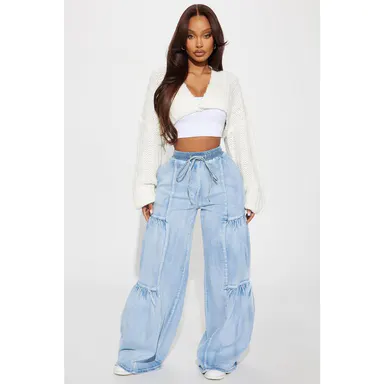 Tall Goin With The Flow Easy Fit Jeans - Light Wash
